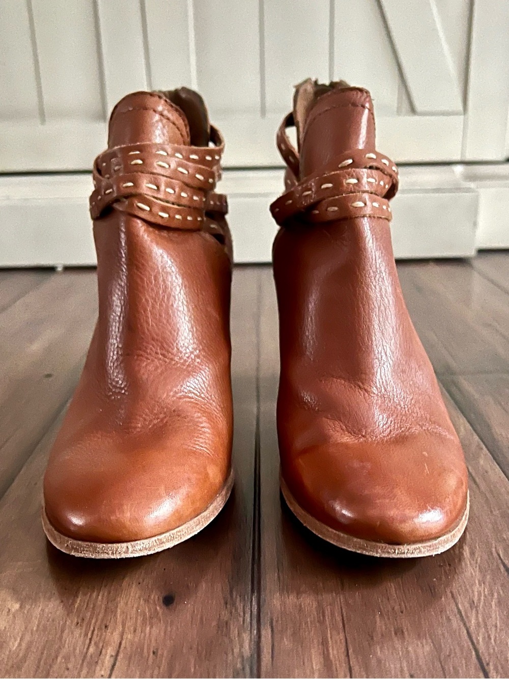 Frye Naomi Pickstitch Leather Ankle Booties - Size 9.5 - Picture 4 of 14